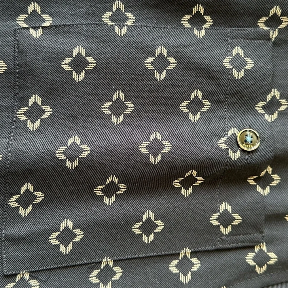 Ted Baker, size 2. Short sleeve patterned shirt - Picture 3 of 6